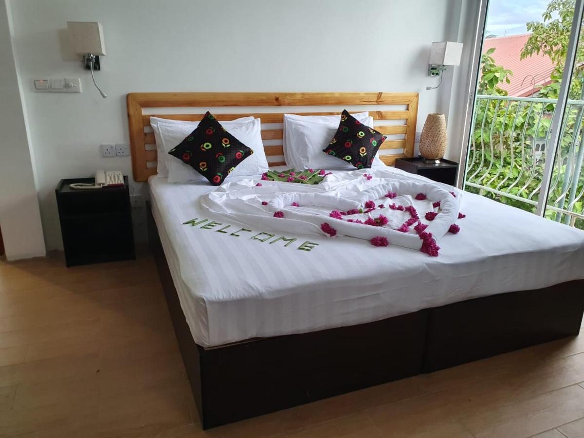 Arianna Dhangethi Exterior photo