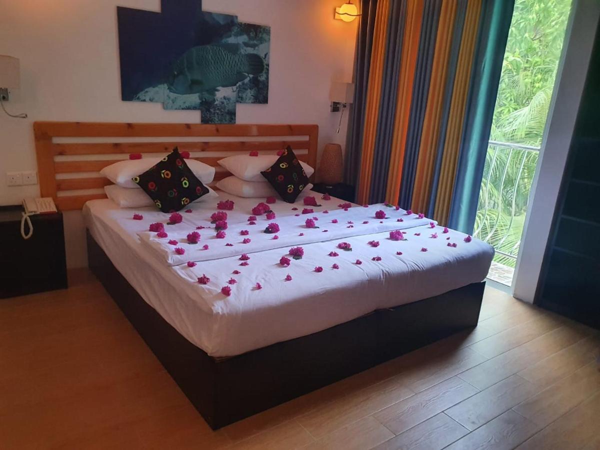 Arianna Dhangethi Exterior photo